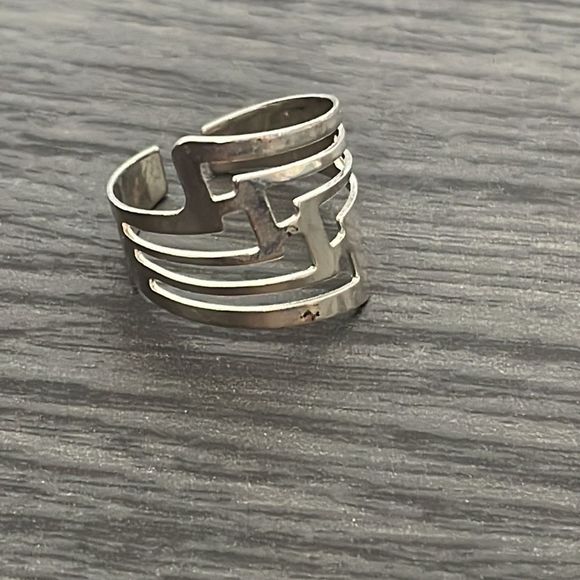 Silver Ring Adjustable - Picture 3 of 4